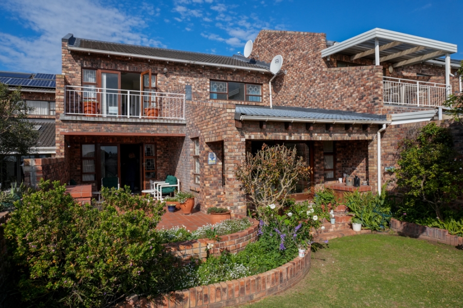 3 Bedroom Property for Sale in Humewood Eastern Cape
